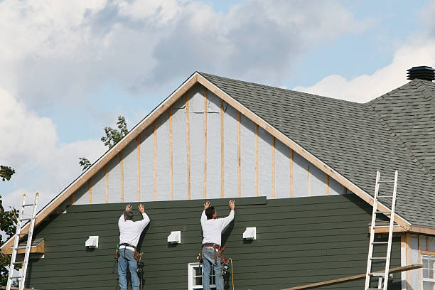 Professional Siding Contractor technician working in Fort Washington, PA